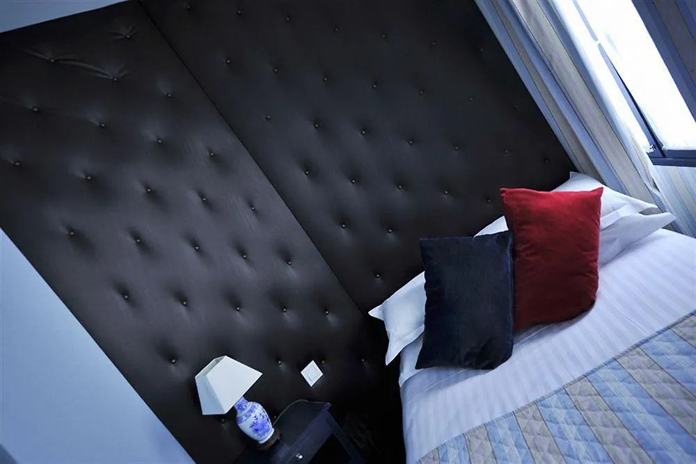 Ze Hotel Paris 4*,  Frankrike