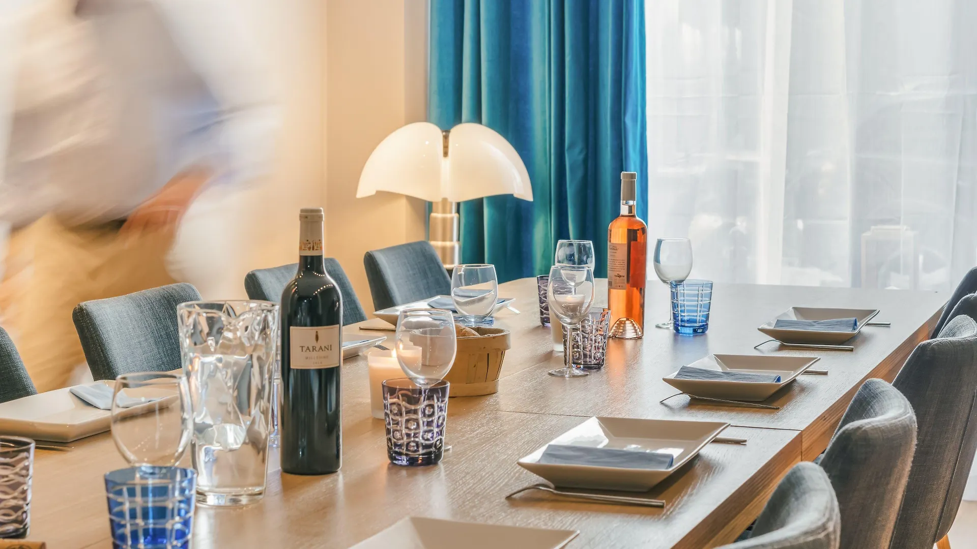 ****  Ze Hotel Paris Fransa